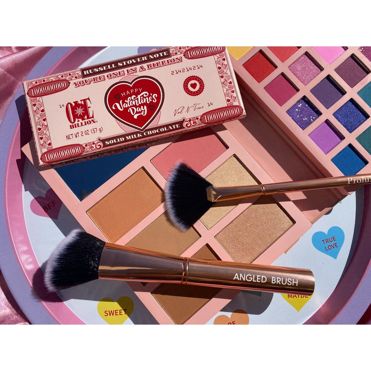PROLUX Be Your Own Kind Of Beautiful Eyeshadow Palette