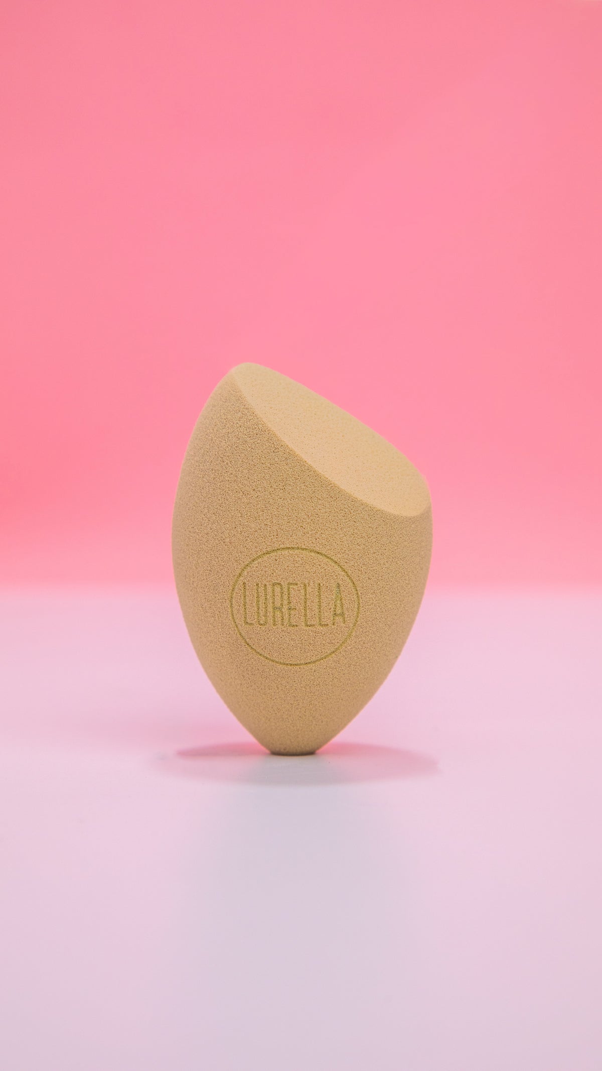 LURELLA Angled Beauty Sponge