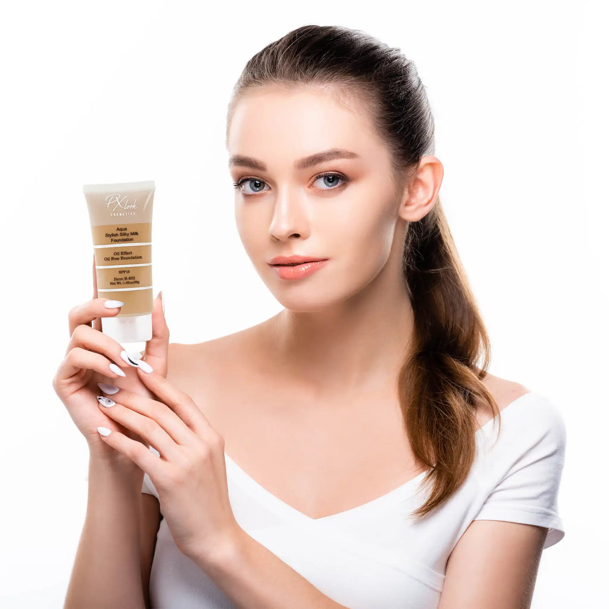 PROLUX Aqua Stylish Silky Milk Oil Free Foundation