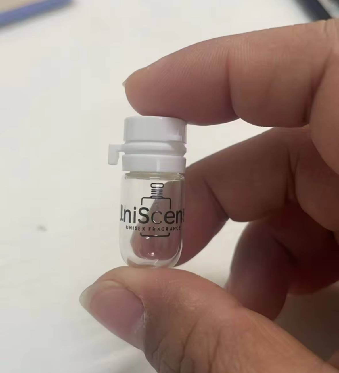 UNISCENTS POCKET VIALS 20pk (Signature Creation!)