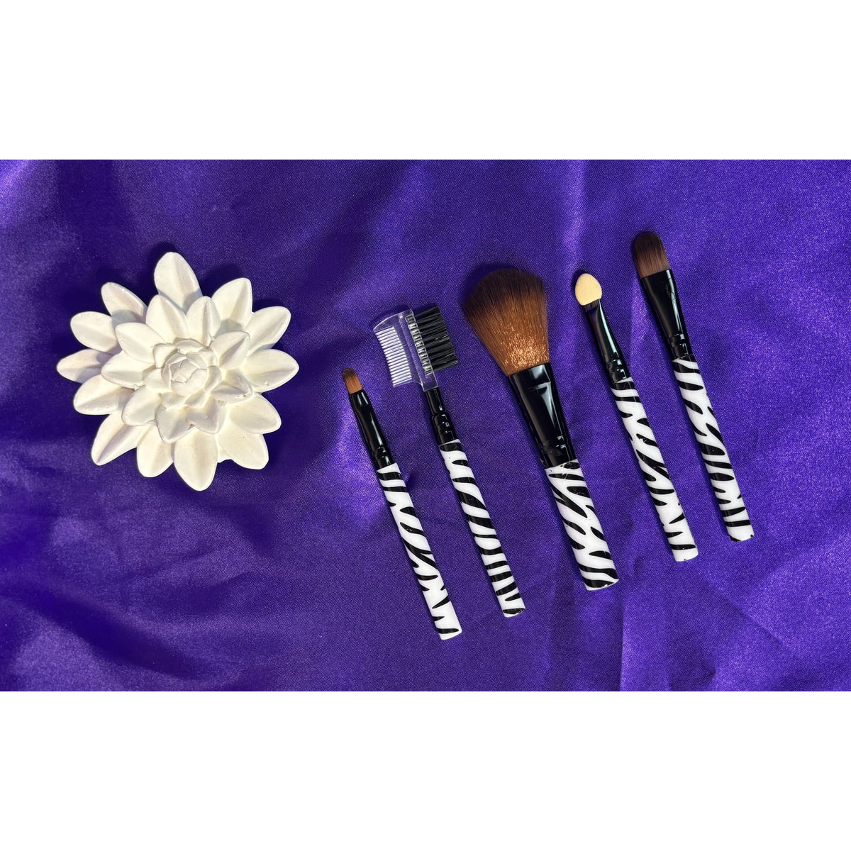 PROLUX Makeup Brush Set: Essential For Perfection