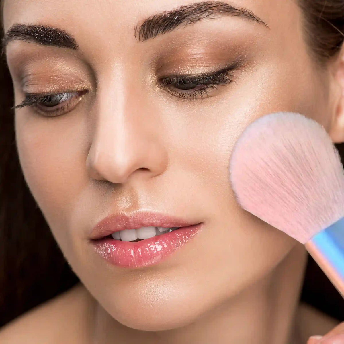 PROLUX Show Stopper: Shimmer Highlighter
