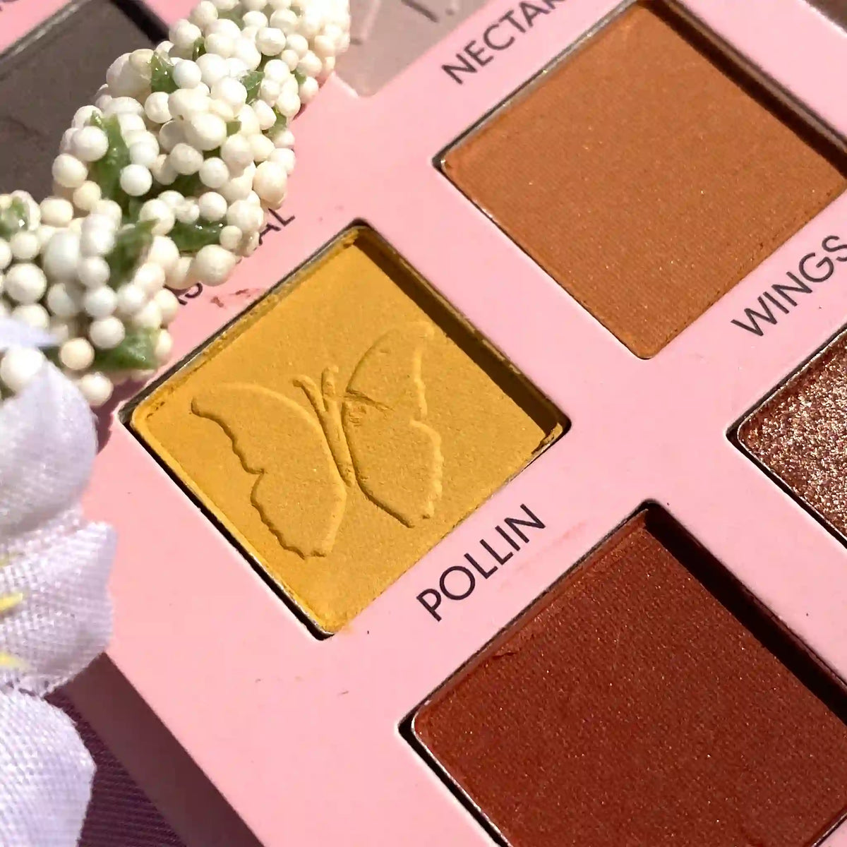 PROLUX Monarka Eye Shadow Palette