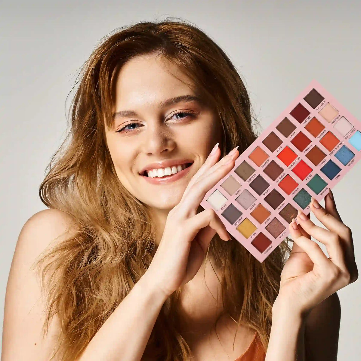 PROLUX Monarka Eye Shadow Palette