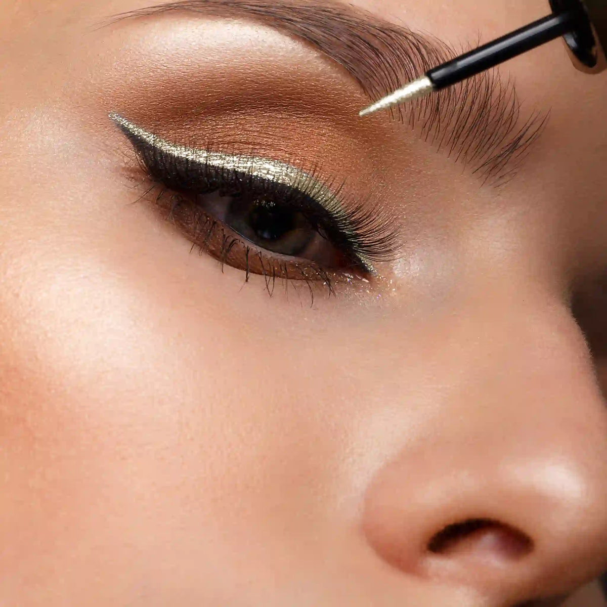 PROLUX Gold and Silver Eyeliner