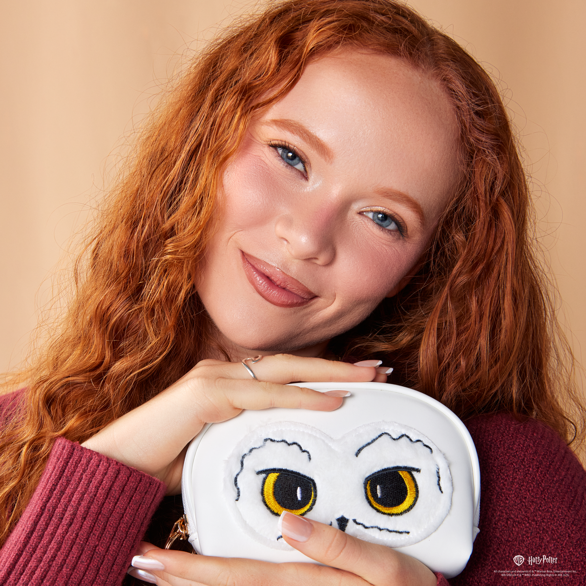 PROFUSION Harry Potter Holiday | Hedwig™ Makeup Bag