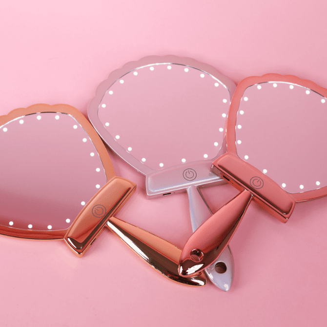 LURELLA LED Shell Shock Mirror