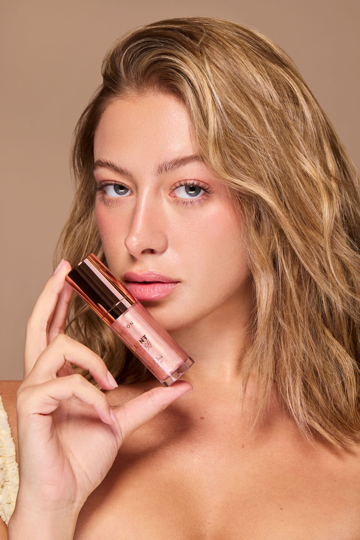 PROFUSION Radiant Glow Illuminating Liquid Highlighter