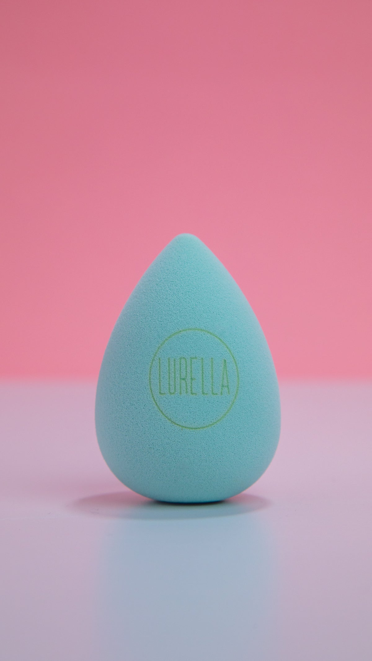 LURELLA Teardrop Beauty Sponge