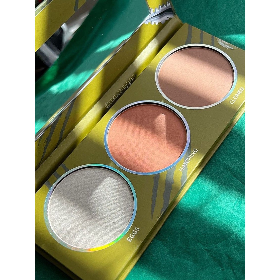 PROLUX Extinct Face Palette