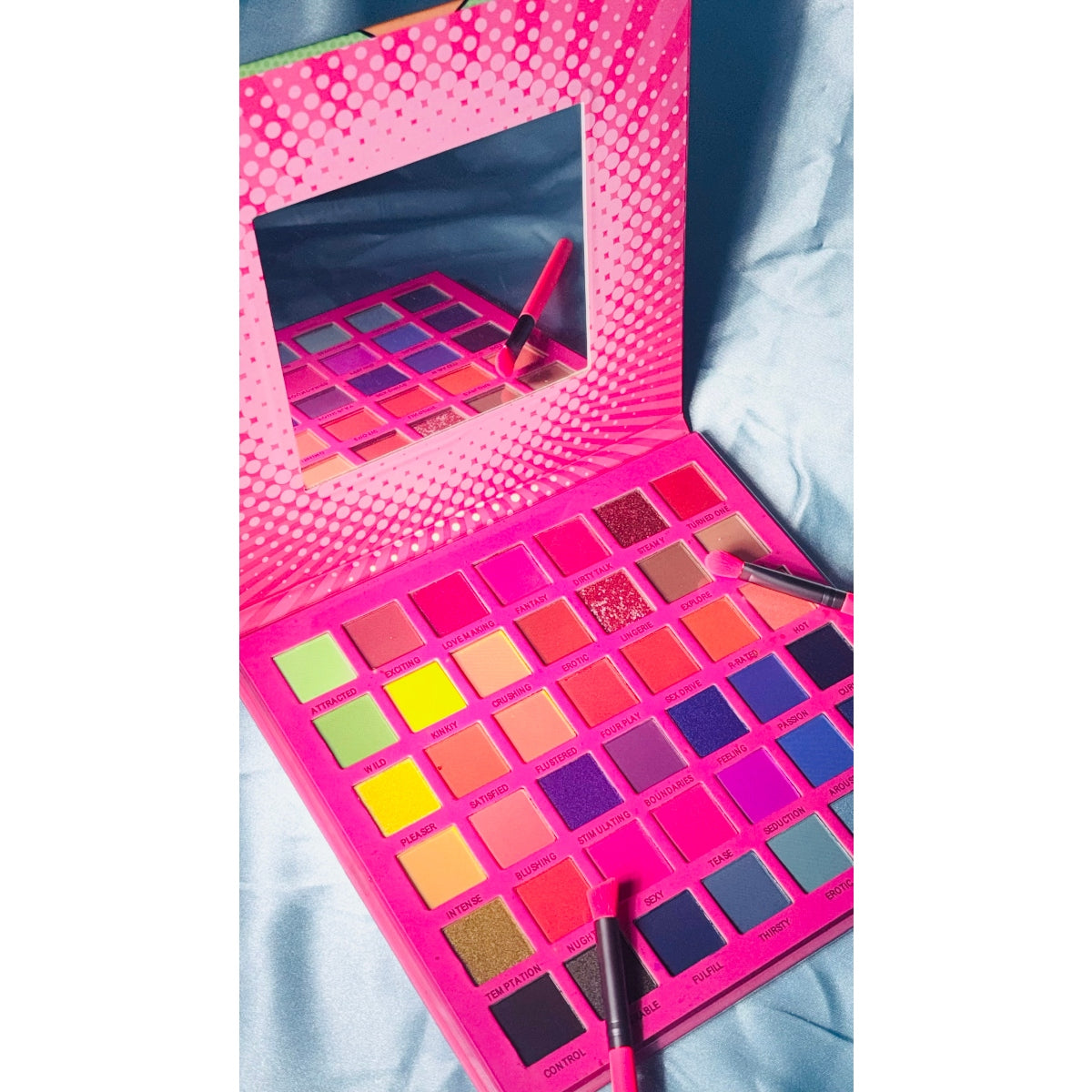 PROLUX Dreams Eyeshadow Palette
