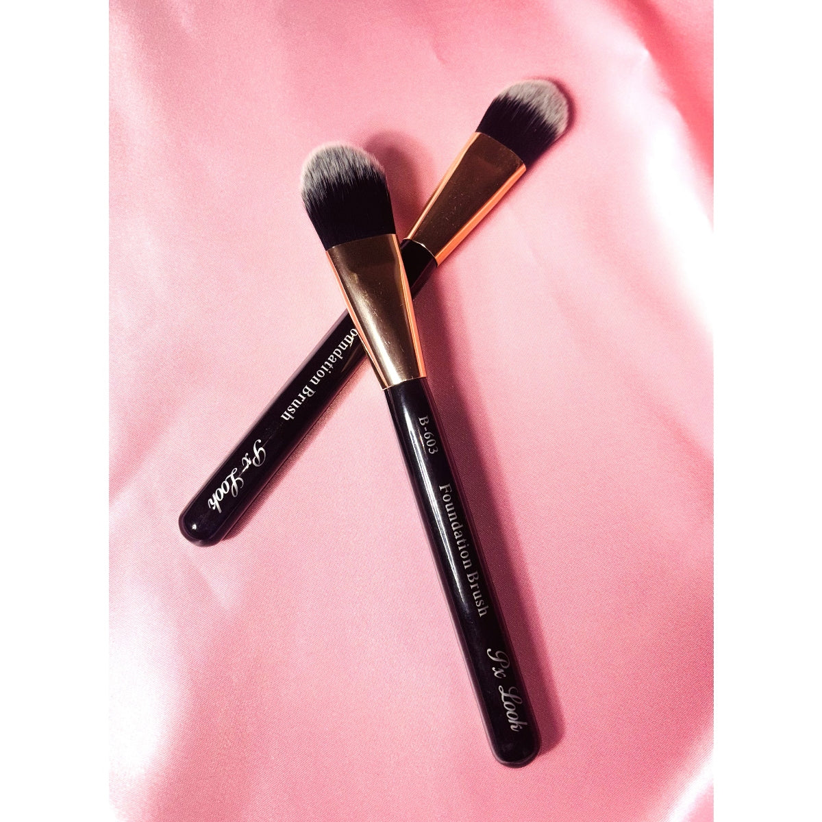 PROLUX Foundation Brush