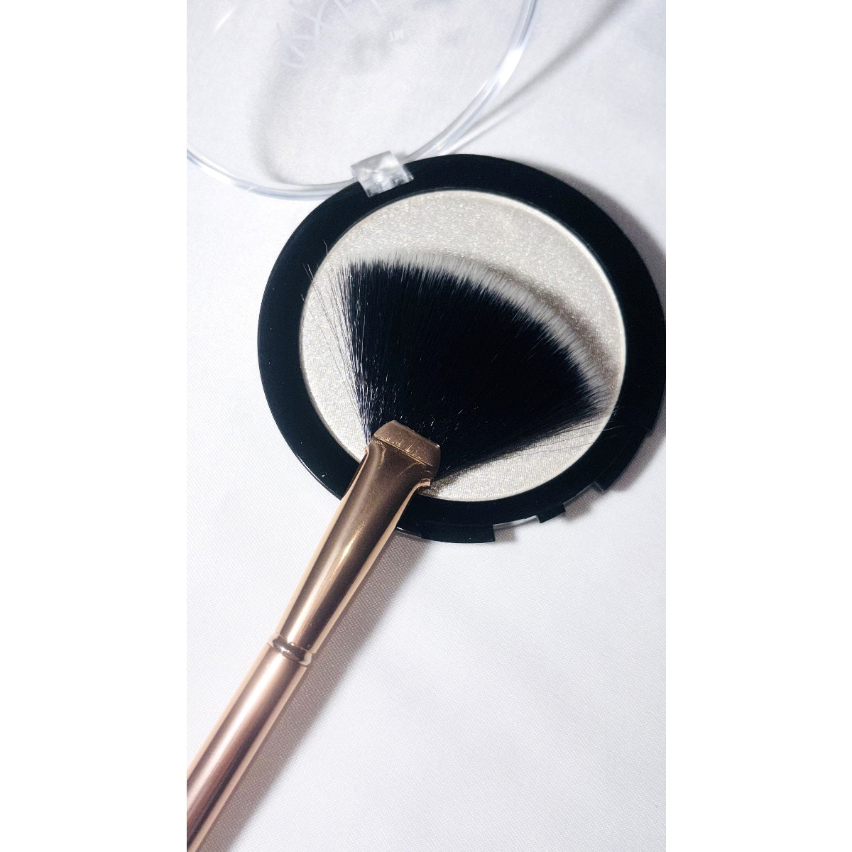PROLUX Rose Gold Fan Brush
