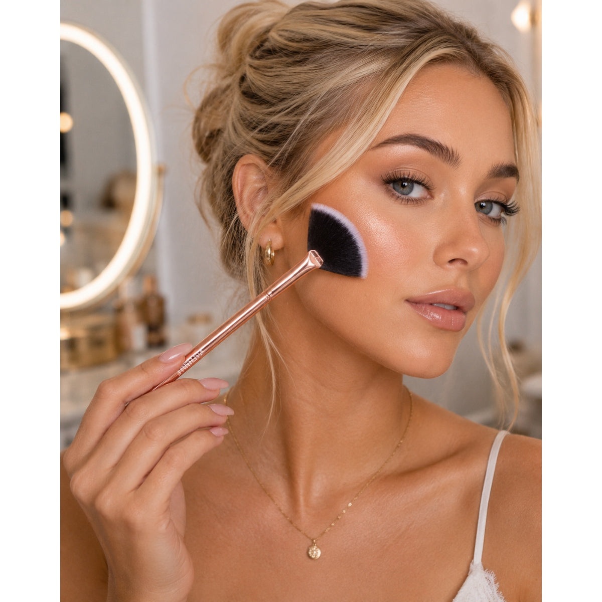 PROLUX Rose Gold Fan Brush